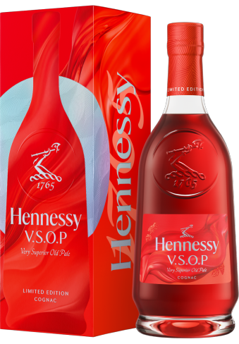 Come take a look at this 🥰 HENNESSY Hennessy VSOP with Gift Box